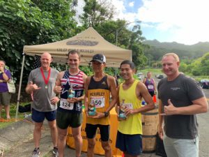 RUNNERS ANNUAL OLD PALI ROAD 4+ MILES